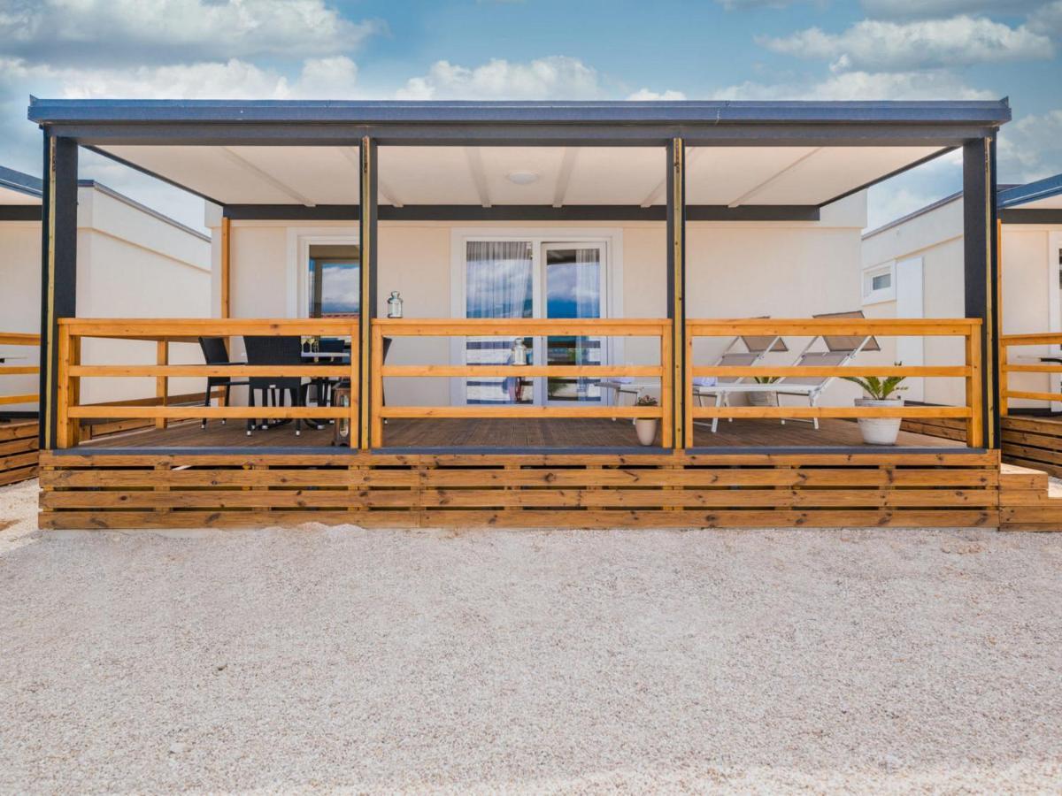 Holiday Home Seaside Mobile Home By Interhome Šilo Εξωτερικό φωτογραφία