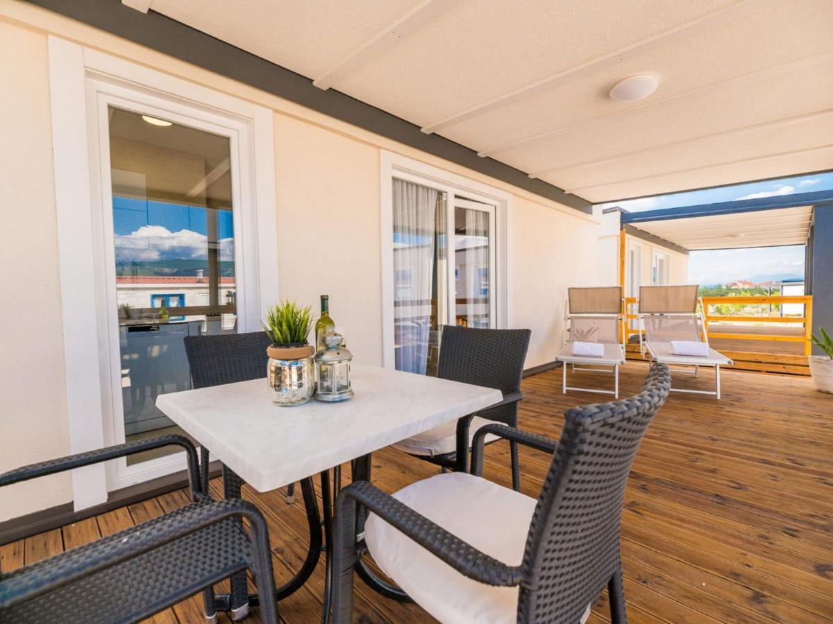 Holiday Home Seaside Mobile Home By Interhome Šilo Εξωτερικό φωτογραφία